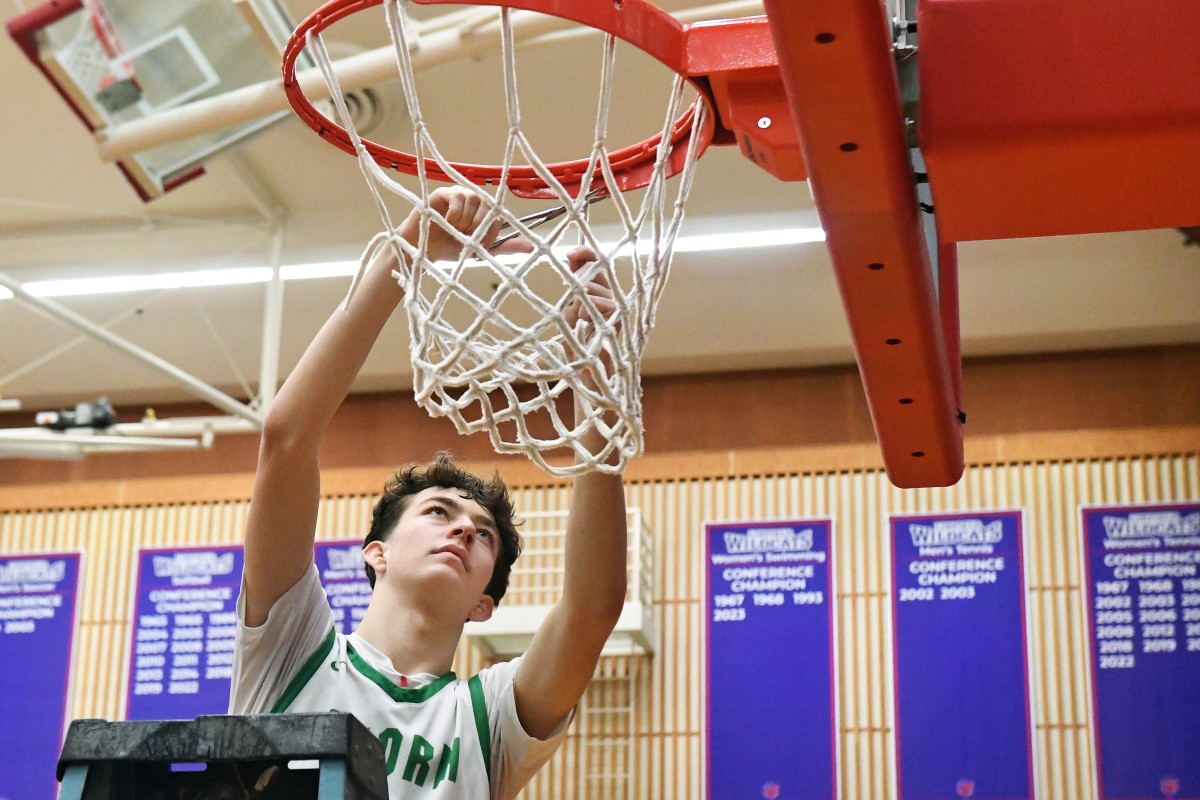a Summit Wilsonville 5A Oregon boys basketball final 2024 Leon Neuschwander 85
